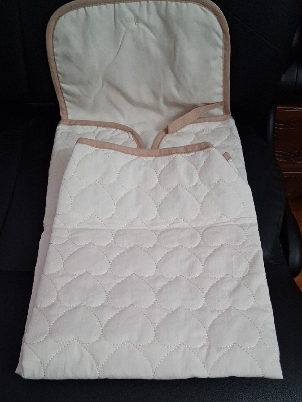 Quilted Bear Applique Clutch - Cream & Beige - Picture 3 of 10